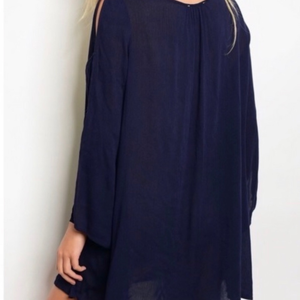 🌸🆕 Flare Open Shoulder Navy Dress - Picture 7 of 8